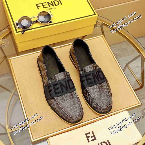 フェンディブランドコピー 3色可選 スリップオン 2021春夏 フェンディ FENDI 優しい履き心地 極上の着心地