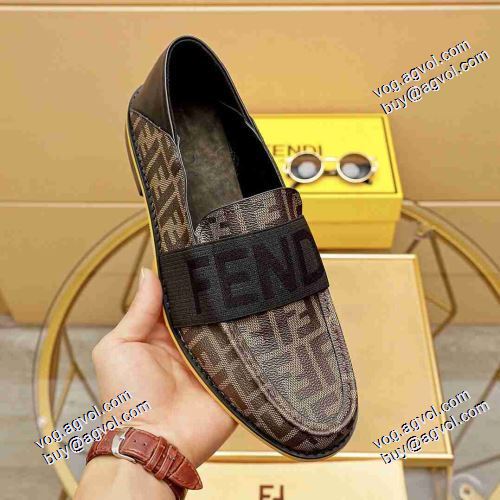 フェンディブランドコピー 3色可選 スリップオン 2021春夏 フェンディ FENDI 優しい履き心地 極上の着心地