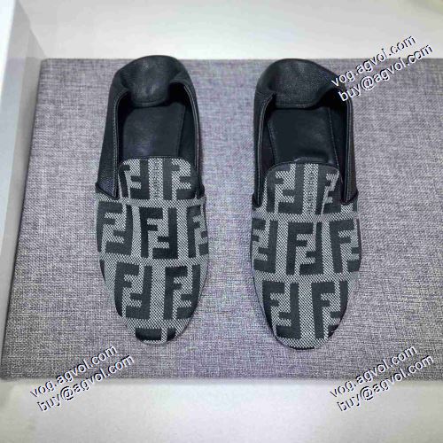 モカシンシューズ 柔軟 2021春夏 フェンディ FENDI スタイリッシュな印象 FENDIブランド 偽物 通販