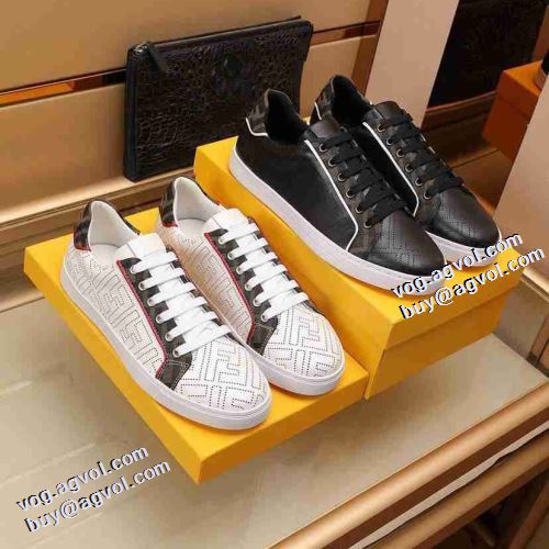 2021秋冬 フェンディ FENDI 2色可選 フラットシューズ リゾートスタイル フルグレインレザー 優しい履き心地 柔軟 最安値に挑戦 フェンディブランド コピー