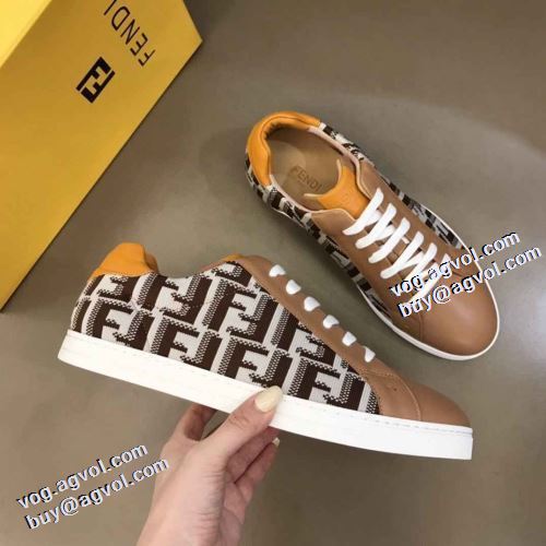2021秋冬 フェンディ FENDI フラットシューズ コンフォート 3色可選 フェンディコピーブランド 柔軟 リゾートスタイル 軽い履き心地 希少価値大！