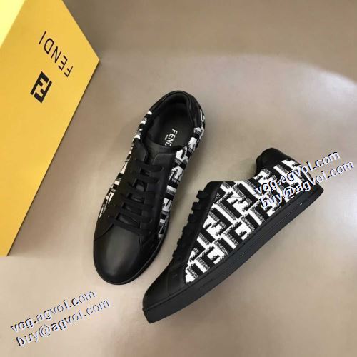 2021秋冬 フェンディ FENDI フラットシューズ コンフォート 3色可選 フェンディコピーブランド 柔軟 リゾートスタイル 軽い履き心地 希少価値大！
