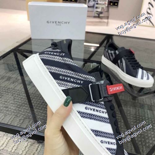 2021春夏 派手 ：比较华丽的 2色可選 フラットシューズ ファッション 人気 ジバンシー GIVENCHY ランニングシューズ 歩きやすい　疲れない　痛くない ジバンシィスーパーコピー 激安