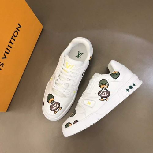 2022早春 ルイ ヴィトン LOUIS VUITTON ランニングシューズ 人気販売中 ポップ ルイ ヴィトンブランド コピー 履き心地のいい ロードジョグ