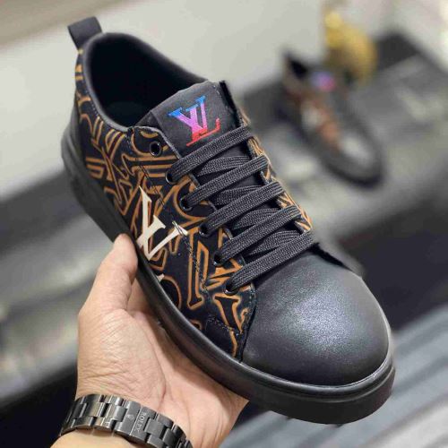 フラットシューズ 2022早春 ルイ ヴィトン LOUIS VUITTON 抗菌?防臭加工 2色可選 ルイ ヴィトンコピー 海外限定ライン 汚れも目立ちにくい
