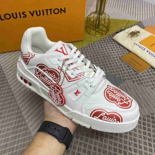 ルイ ヴィトン LOUIS VUITTON 極上シューズ スニーカー 2022新作 オリジナル 早くも完売している ルイ ヴィトンスーパーコピー 激安 2色可選