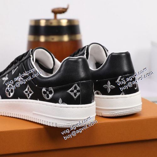 カジュアルシューズ 海外セレブ愛用 LOUIS VUITTONスーパーコピー 激安 2021春夏 ルイ ヴィトン LOUIS VUITTON 2色可選 