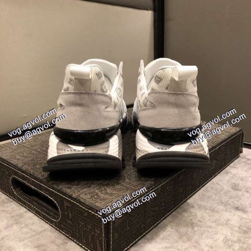 2色可選 スニーカー ルイ ヴィトン LOUIS VUITTON 2021春夏 LOUIS VUITTONブランド 偽物 通販 個性的なデザ  