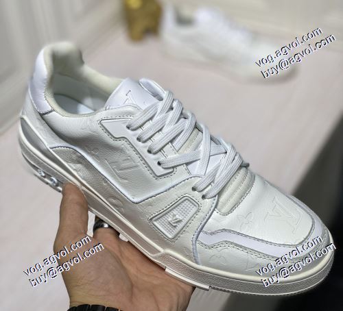 お洒落自在 ルイ ヴィトン LOUIS VUITTON 2色可選 2021春夏 LOUIS VUITTONスーパーコピー 高機能防滑ソール