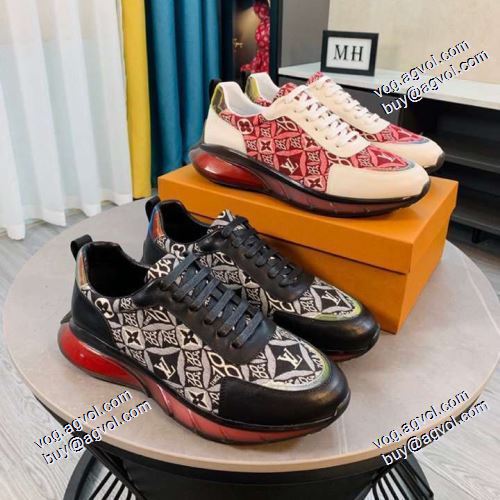 売れ筋のいい 柔軟 ルイ ヴィトン LOUIS VUITTON 2色可選 2021春夏 ランニングシューズ ルイ ヴィトンブランドコピー