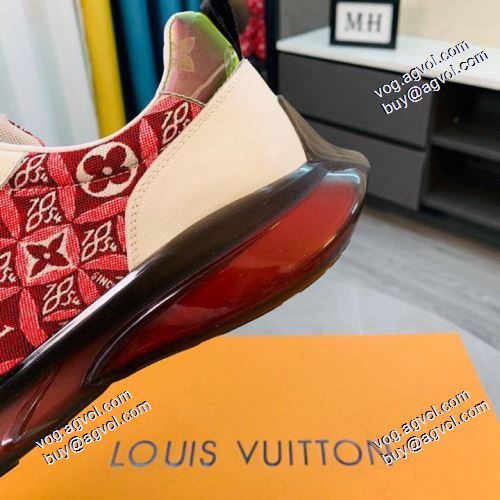 売れ筋のいい 柔軟 ルイ ヴィトン LOUIS VUITTON 2色可選 2021春夏 ランニングシューズ ルイ ヴィトンブランドコピー