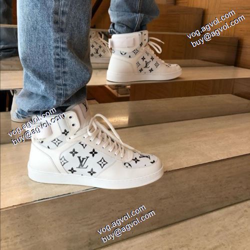 ルイ ヴィトンコピー ブランド 2021秋冬 ルイ ヴィトン LOUIS VUITTON 落ち着いた質感 ハイトップシューズ 2色可選 ポップ 流行や季節に拘らないデザイン