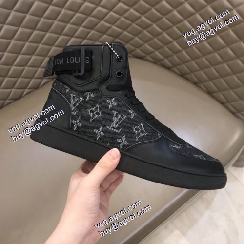 ハイトップシューズ 優しい履き心地 ルイ ヴィトンスーパーコピー 激安 2021秋冬 ルイ ヴィトン LOUIS VUITTON 完成度の高い逸品 飽きの来ない