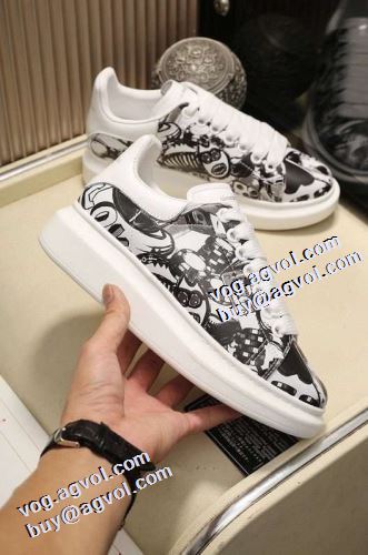 2021秋冬 アレキサンダー マックイーン 今買い◎得 プリント柄  alexander mcqueen ブランド 偽物 通販 極上シューズ スニーカー 男女兼用 脱ぎ履きしやすい/着脱しやすい