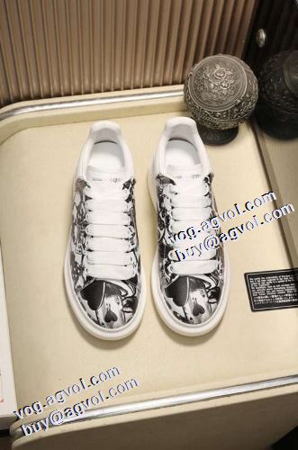 2021秋冬 アレキサンダー マックイーン 今買い◎得 プリント柄  alexander mcqueen ブランド 偽物 通販 極上シューズ スニーカー 男女兼用 脱ぎ履きしやすい/着脱しやすい