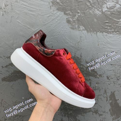 2021秋冬 アレキサンダー マックイーン alexander mcqueen スーパーコピー 激安 すべり防止 オリジナル 存在感のある ランニングシューズ バレーボールシューズ ファッション 人気