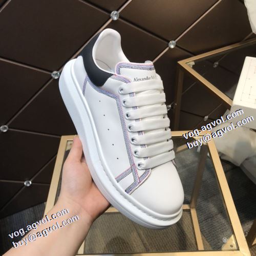 2021秋冬 飽きの来ない ファッション 人気 ドライビングシューズ アレキサンダー マックイーン alexander mcqueen ブランドコピー 人気販売中 2色可選 フラットシューズ 男女兼用