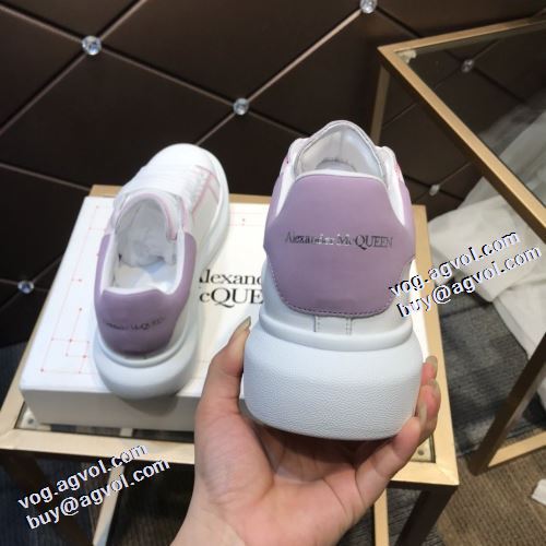 2021秋冬 飽きの来ない ファッション 人気 ドライビングシューズ アレキサンダー マックイーン alexander mcqueen ブランドコピー 人気販売中 2色可選 フラットシューズ 男女兼用
