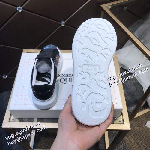 2021秋冬 アレキサンダー マックイーン コスパ最高のプライス 個性的 alexander mcqueen スーパーコピー 激安 カジュアルシューズ クッション加工 柔軟