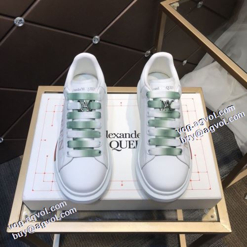 2021秋冬 アレキサンダー マックイーン 着心地抜群 alexander mcqueen コピー商品 着用 ロードジョグ カジュアルシューズ 女性にも男性にも適応 高機能防滑ソール 飽きの来ない