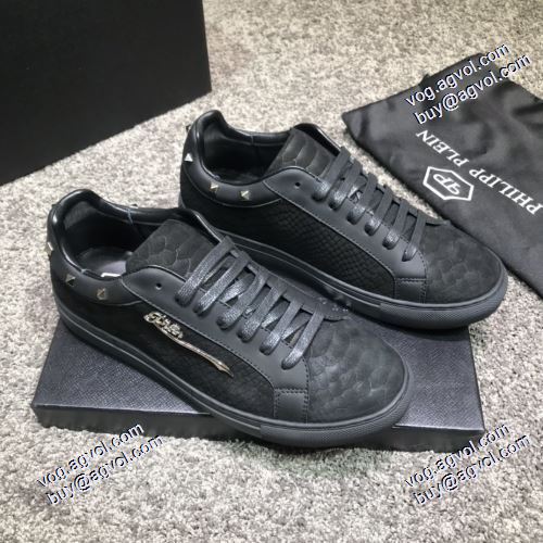 デザイン性の高い PHILIPP PLEINブランドスーパーコピー 2021春夏 フィリッププレイン PHILIPP PLEIN フラットシューズ 優しい履き心地