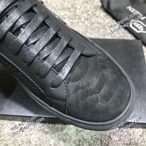 デザイン性の高い PHILIPP PLEINブランドスーパーコピー 2021春夏 フィリッププレイン PHILIPP PLEIN フラットシューズ 優しい履き心地
