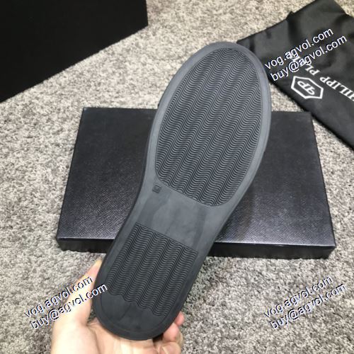 デザイン性の高い PHILIPP PLEINブランドスーパーコピー 2021春夏 フィリッププレイン PHILIPP PLEIN フラットシューズ 優しい履き心地