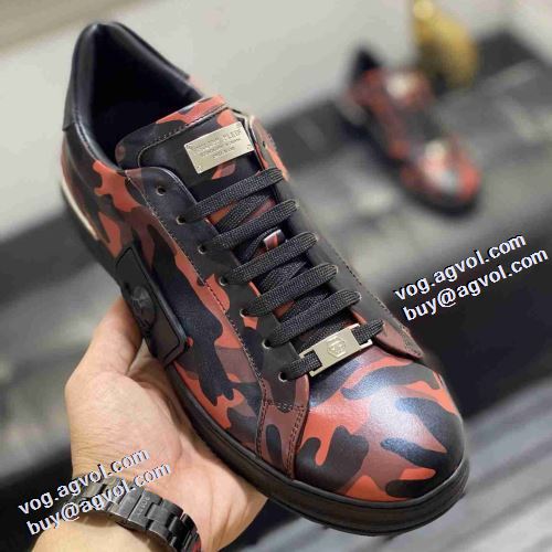 フィリッププレインブランドスーパーコピー 2021秋冬 個性的なデザ フィリッププレイン PHILIPP PLEIN ローヒール カジュアルシュッズ オリジナル 脱ぎ履きしやすい/着脱しやすい 2色可選
