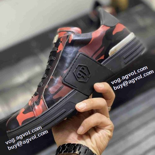フィリッププレインブランドスーパーコピー 2021秋冬 個性的なデザ フィリッププレイン PHILIPP PLEIN ローヒール カジュアルシュッズ オリジナル 脱ぎ履きしやすい/着脱しやすい 2色可選