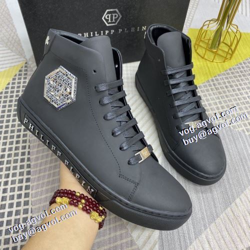 2021秋冬 フィリッププレイン PHILIPP PLEIN 存在感のある ビット付き 2色可選 透湿?防水素材採用 ハイトップシューズ  軽量で疲れにくい フィリッププレインスーパーコピー 激安