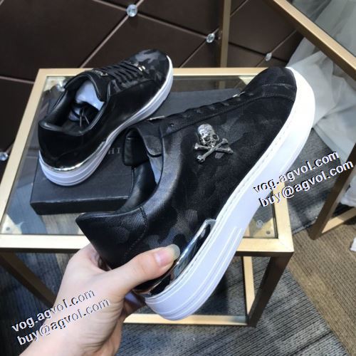2021秋冬 フィリッププレイン PHILIPP PLEIN 迷彩柄/カモフラージュ柄 フラットシューズ 落ち着いた感覚 2色可選 抗菌?防臭加工 軽量で疲れにくい フィリッププレインブランド 偽物 通販