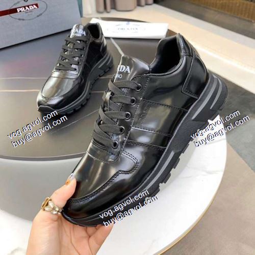 プラダ PRADA 2021春夏 プラダブランド 偽物 通販 上品な輝きを放つ形 カジュアルシューズ 