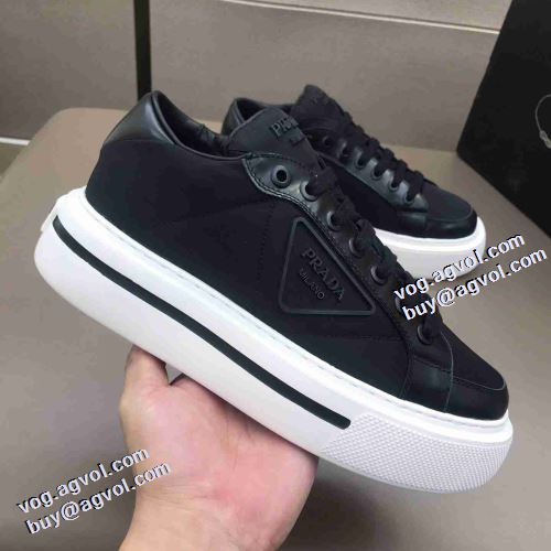 2021秋冬 プラダ PRADA 最安値に挑戦 プラダブランド コピー ランニングシューズ 2色可選 厚底 軽量で疲れにくい 着用