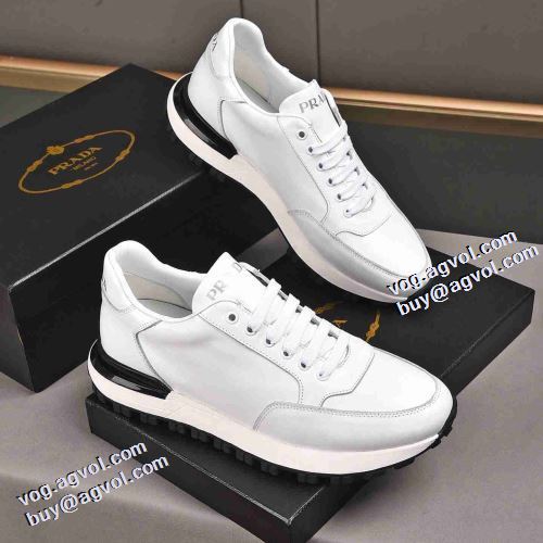 2021秋冬 プラダ PRADA 豊富なサイズ プラダコピー ブランド 底にラバーが貼ってある ランニングシューズ 2色可選 リゾートスタイル