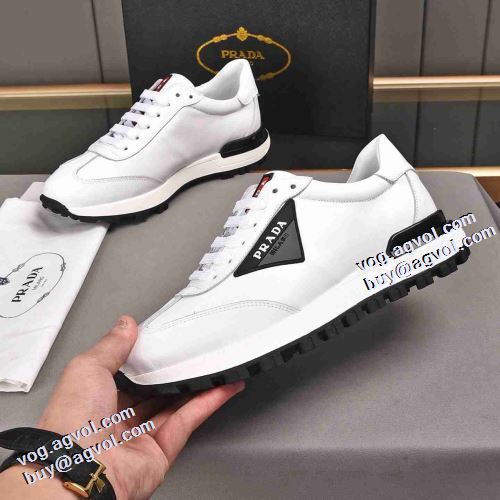 個性的 2色可選 プラダスーパーコピー 激安 2021秋冬 プラダ PRADA スニーカー 高機能防滑ソール 秋冬 ファッション 人気