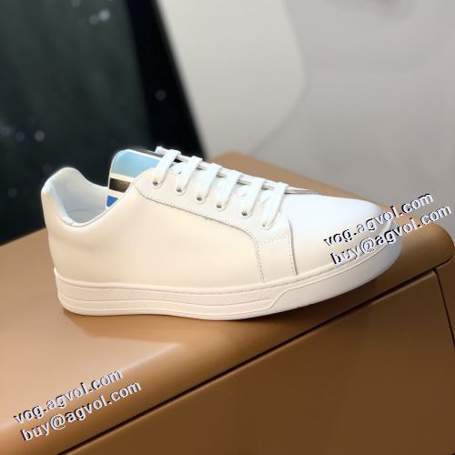 高品質 人気 プラダ偽物ブランド 2021秋冬 プラダ PRADA 2色可選 フラットシューズ  強力撥水加工 脱ぎ履きしやすい/着脱しやすい