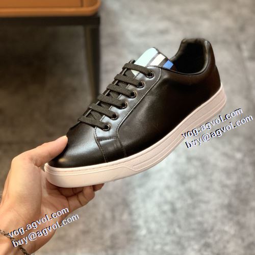 高品質 人気 プラダ偽物ブランド 2021秋冬 プラダ PRADA 2色可選 フラットシューズ  強力撥水加工 脱ぎ履きしやすい/着脱しやすい