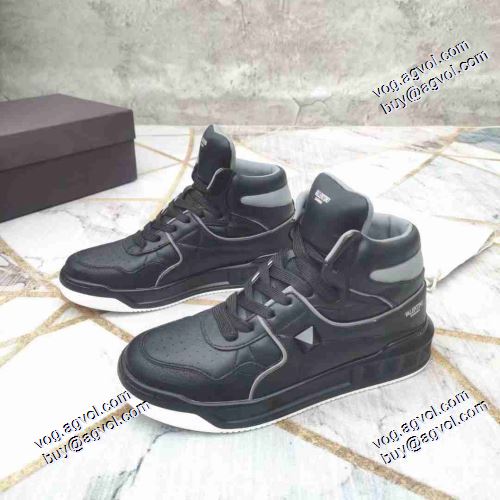 ヴァレンティノスーパーコピー 激安 ハイトップシューズ 2021秋冬 ランニングシューズ ヴァレンティノ VALENTINO ファッション 人気