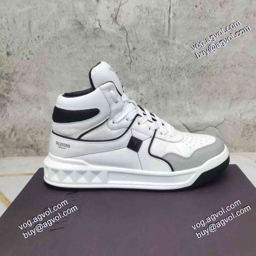ヴァレンティノスーパーコピー 激安 ハイトップシューズ 2021秋冬 ランニングシューズ ヴァレンティノ VALENTINO ファッション 人気
