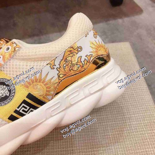 2021春夏 ヴェルサーチVERSACE 2色可選 ヴェルサーチ偽物ブランド 人気商品登場 スニーカー 