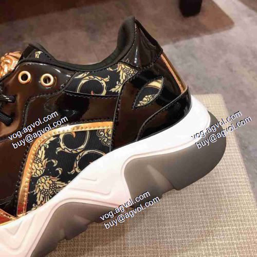 VERSACE偽物ブランド 人気新品★超特価★ スニーカー ヴェルサーチVERSACE 2021春夏 