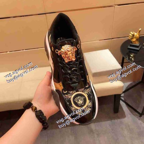 VERSACE偽物ブランド 人気新品★超特価★ スニーカー ヴェルサーチVERSACE 2021春夏 