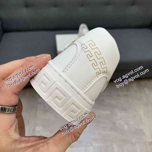 サイズ豊富 ヴェルサーチVERSACE カジュアルシューズ 2021春夏 VERSACE偽物ブランド 