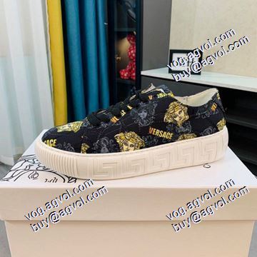 最安値に挑戦 厚底 2021秋冬 ヴェルサーチVERSACE フラットシューズ ファッション 人気 ヴェルサーチブランド コピー 2色可選