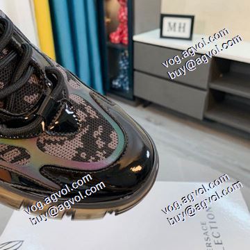高機能防滑ソール オリジナル 2021秋冬 人気販売中 ヴェルサーチVERSACE カジュアルシューズ 2色可選 ヴェルサーチスーパーコピー