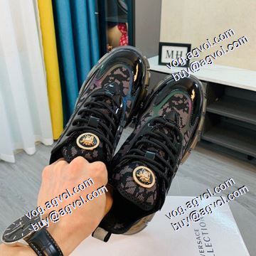 高機能防滑ソール オリジナル 2021秋冬 人気販売中 ヴェルサーチVERSACE カジュアルシューズ 2色可選 ヴェルサーチスーパーコピー