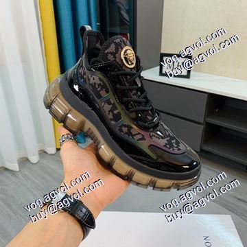 高機能防滑ソール オリジナル 2021秋冬 人気販売中 ヴェルサーチVERSACE カジュアルシューズ 2色可選 ヴェルサーチスーパーコピー