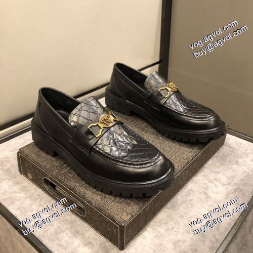 希少価値大！2021秋冬 脱ぎ履きしやすい/着脱しやすい ヴェルサーチVERSACE ビジネスシューズ ファッション 人気 ヴェルサーチスーパーコピー 激安