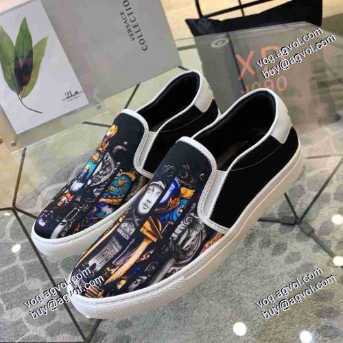 フラットシューズ コスパ最高のプライス 2021秋冬 ヴェルサーチVERSACE 4色可選 人気新品★超特価★ ヴェルサーチスーパーコピー