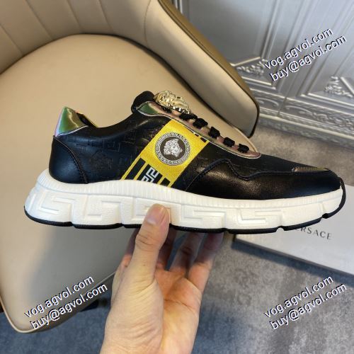 海外セレブ愛用 ジョギング 2021秋冬 スニーカー ヴェルサーチVERSACE ランニングシューズ クッション加工 2色可選
